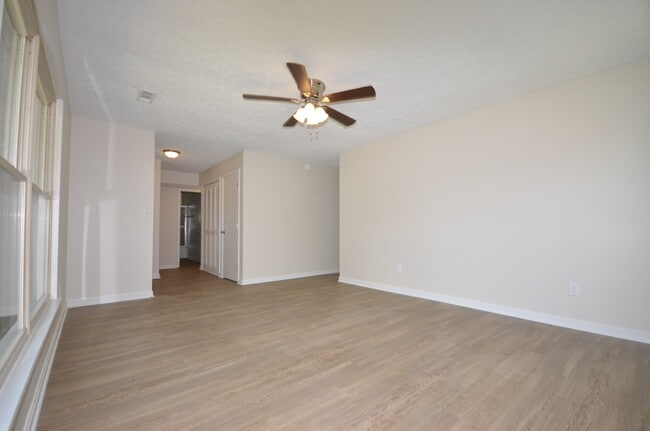 Photo - 9205 Foxtail Ct