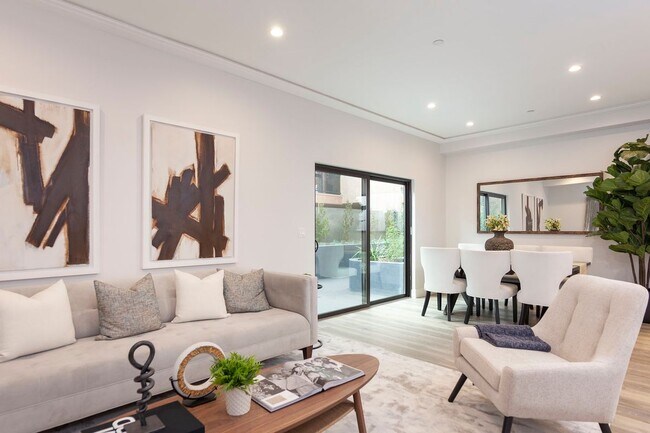 Photo - 1059 Elm Ave Unidad 103