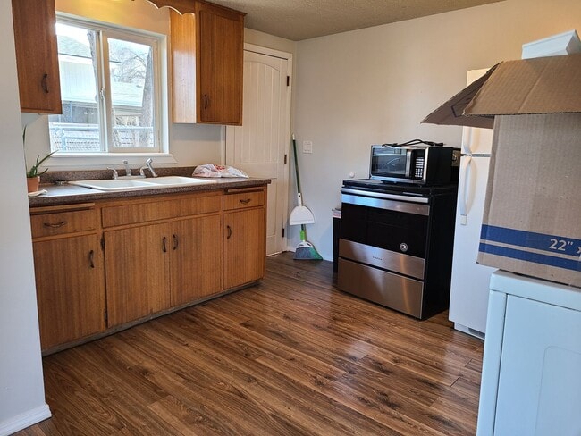 Photo - Charming 2 BD 1 Bath Home!