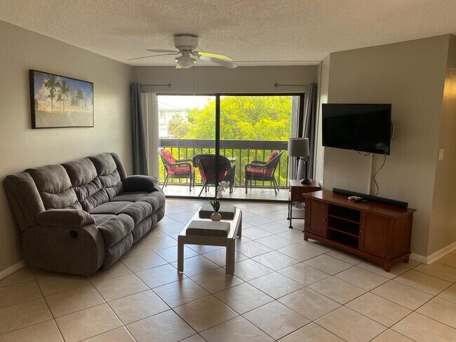 1750 N Congress Ave Unit 403