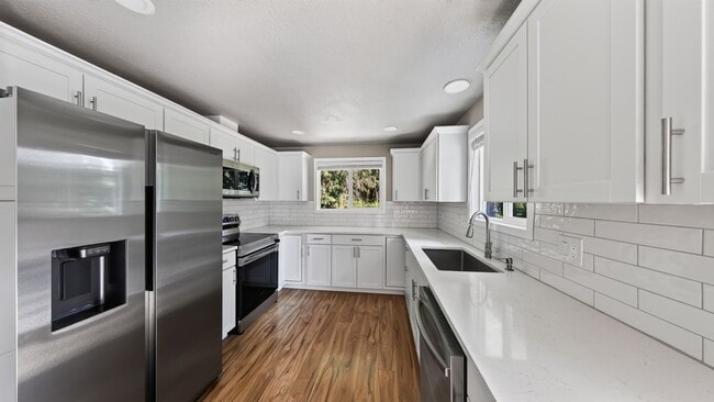 Photo - 2742 Umatilla Dr
