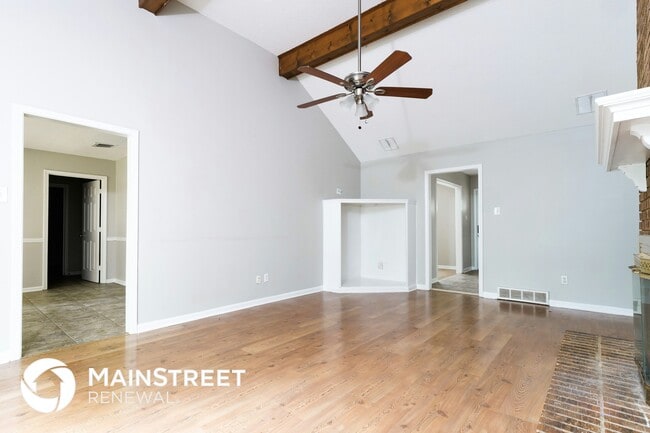 Photo - 6826 Bainbridge Dr