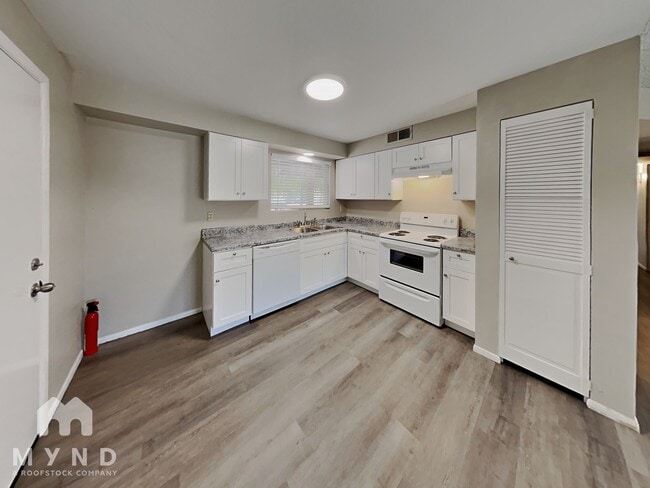 Photo - 7233 W San Miguel Ave