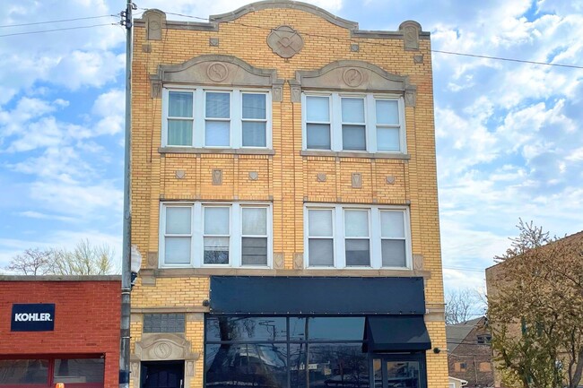 Photo - 4343 W Diversey Ave House