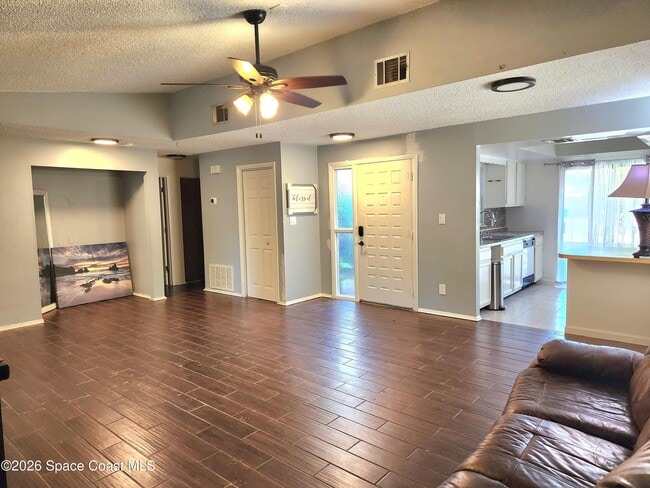 Photo - 3456 Sparrow Ct