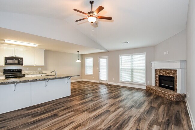 222 Heartland Cir