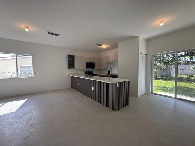 Photo - 2788 NW 9th Pl