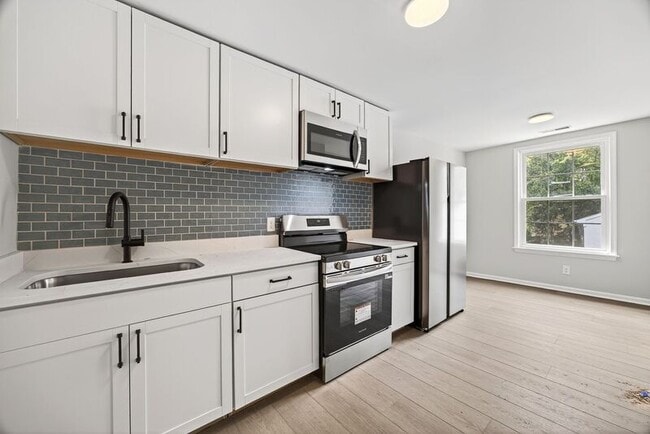 Photo - 254 Stribling Ave