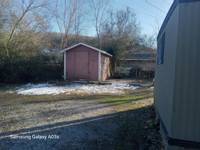 Photo - 90 Dorothy Ln