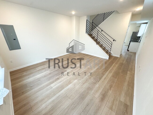 Photo - 1327 S 27th St