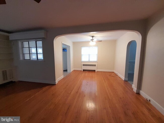 Photo - 6731 Edwards Ave