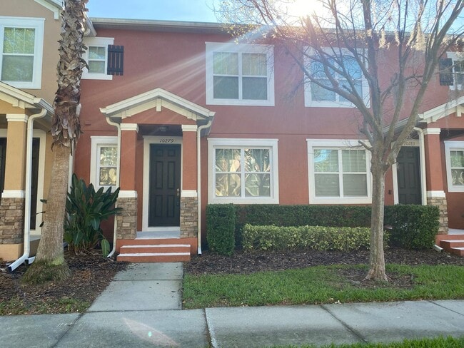 3 bedroom, 2.5 bathroom townhouse in Water... - 3 bedroom, 2.5 bathroom townhouse in Water...