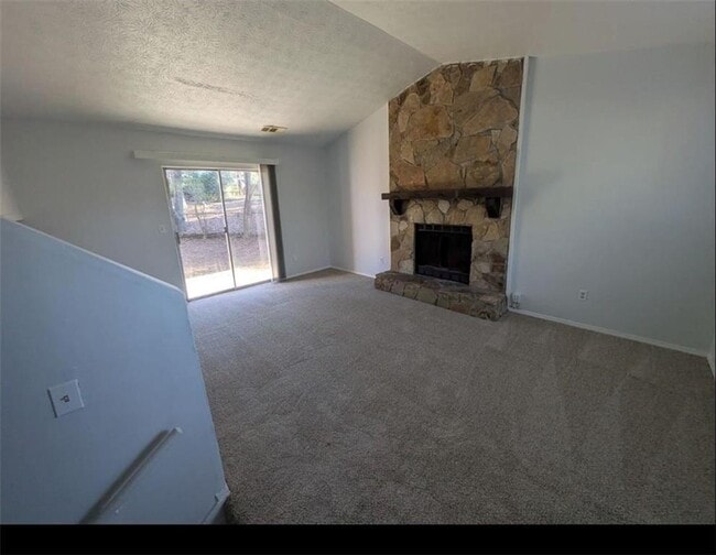 Photo - 6176 Creekford Dr