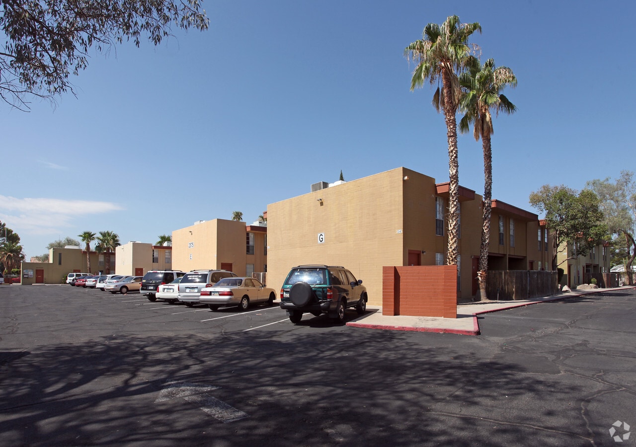 Photo - Chula Vista Apartments