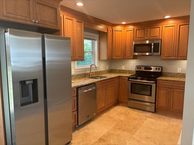 Building Photo - 87 Tansboro Rd Unit E3 Rental