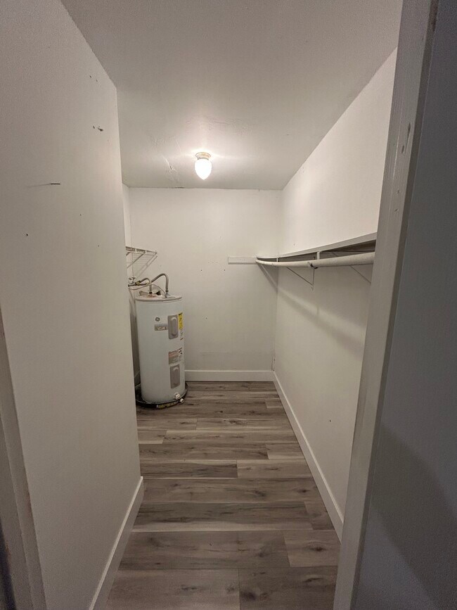 Photo - 572 Highland Dr SW Unit 8