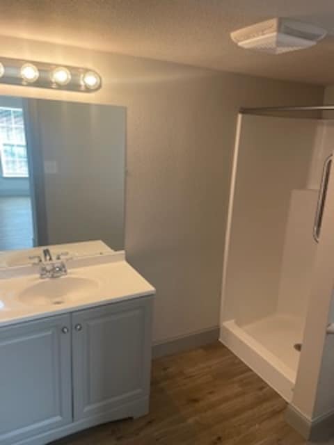 Photo - 209 Wiggs Ln