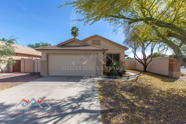 Building Photo - 8039 W Alex Ave