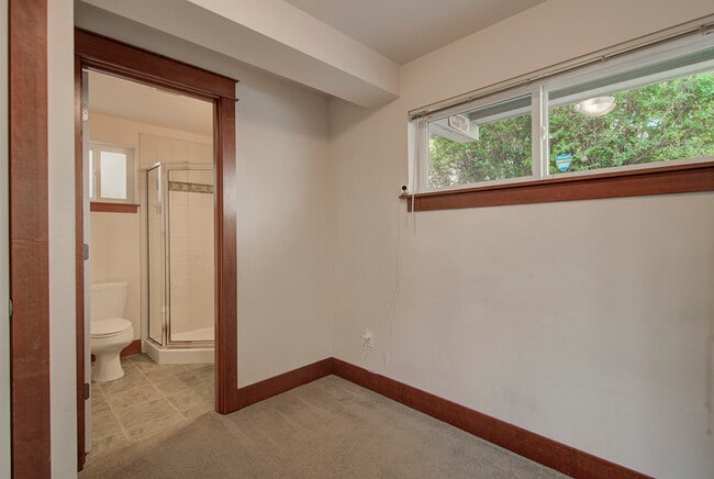 Photo - 5226 Brooklyn Ave NE