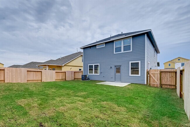 21450 Holly Heights Rd