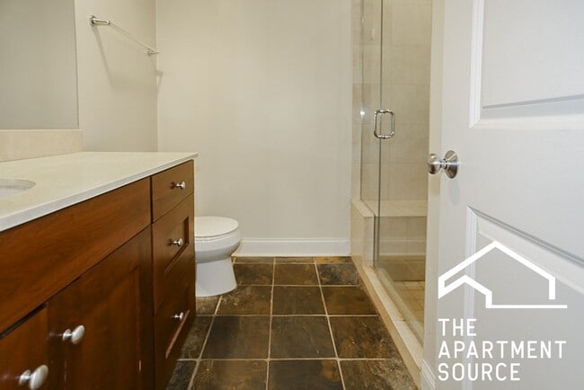 Photo - 3827 N Southport Ave Unit 2