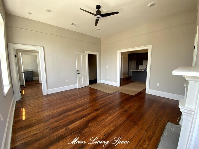 224 E Liberty Unit 4