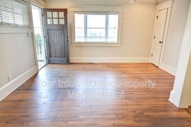 Photo - 63 Norwood Ave NE Unidad B