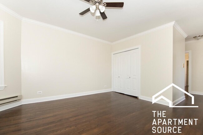 Photo - 3815 N Greenview Ave Unidad 1W