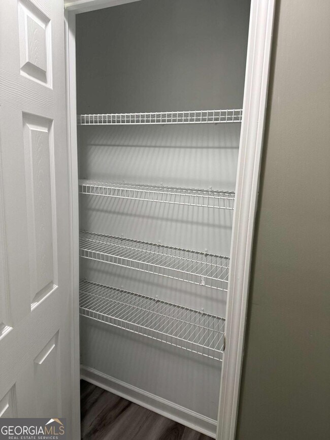 Photo - 2324 Coach Way