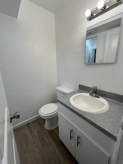 Photo - 5220 Weber Rd Unidad A-203