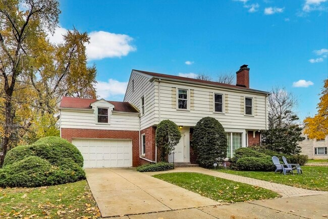 Photo - 4350 Bobolink Terrace