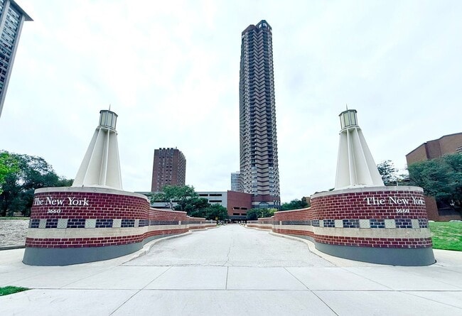 Building Photo - 3660 N Lake Shore Dr Unit 1309 Rental