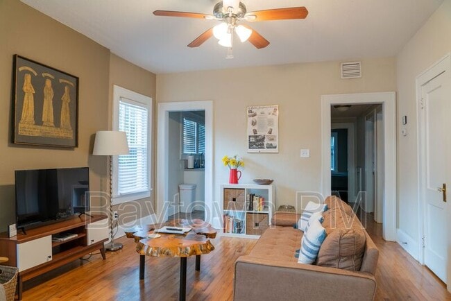 Photo - 8334 Diagonal Rd N Unit 1