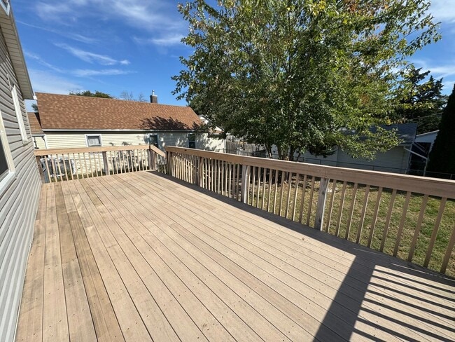 Photo - Updated 2 Bedroom Home with Central Air, H...