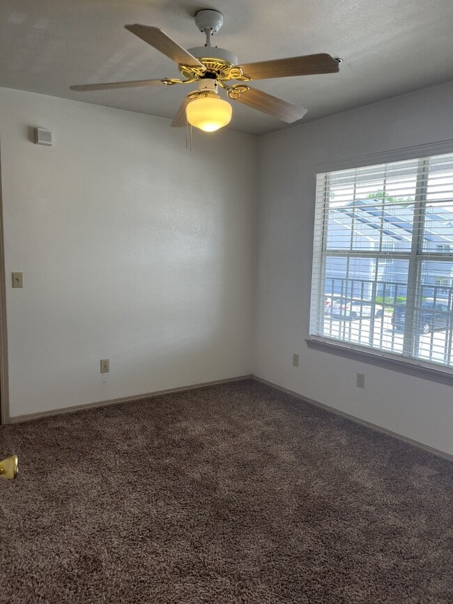 1x1 Bedroom