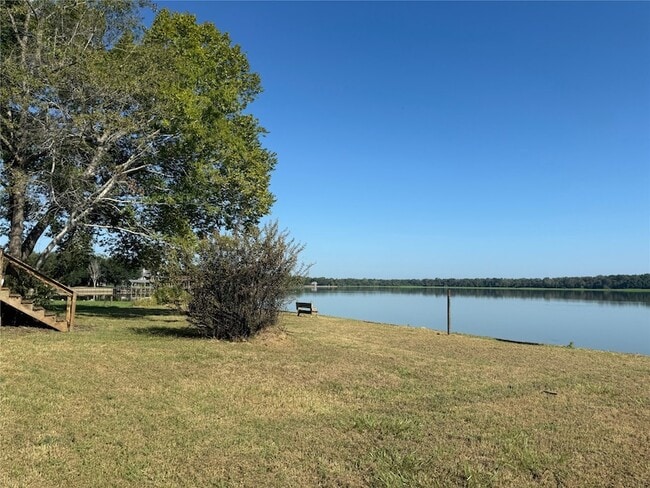 14 Walnut Bend