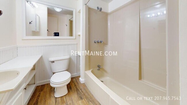 Photo - 322 Grove St