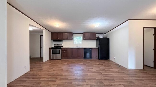 Photo - 1430 W Howard Ln