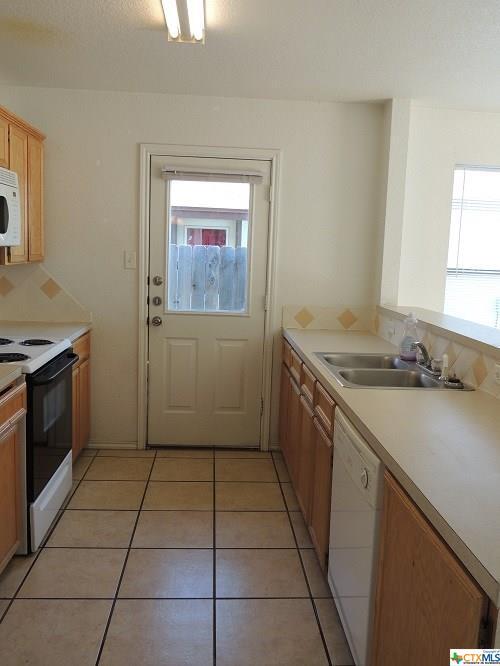 Photo - 933 Rosewood Dr