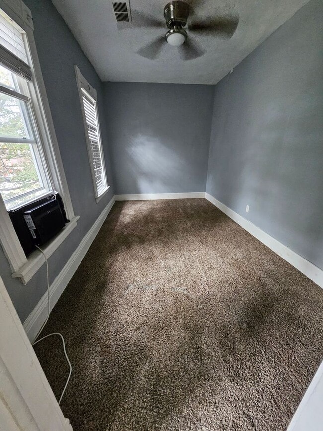 Photo - Upper 2 bedroom unit