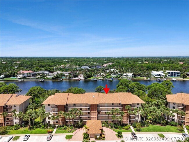 Building Photo - 2001 Marina Isle Way Unit 405