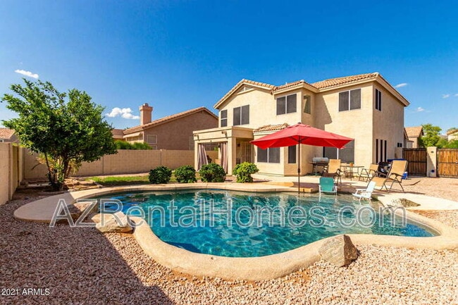 Building Photo - 3618 N Santiago Cir