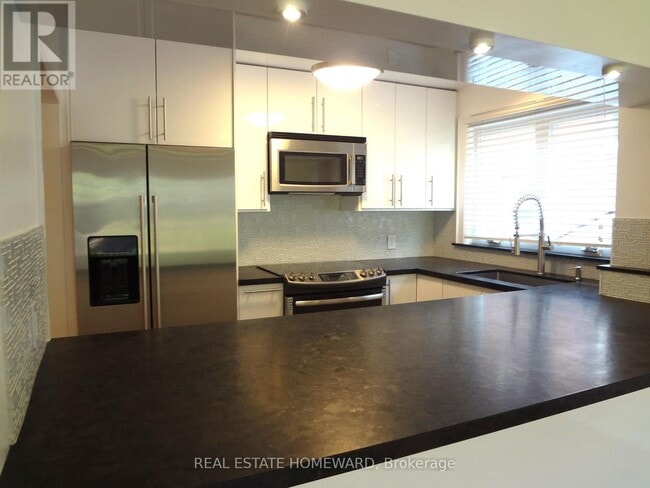 Photo - 21 Love Crescent Unit Main Floor