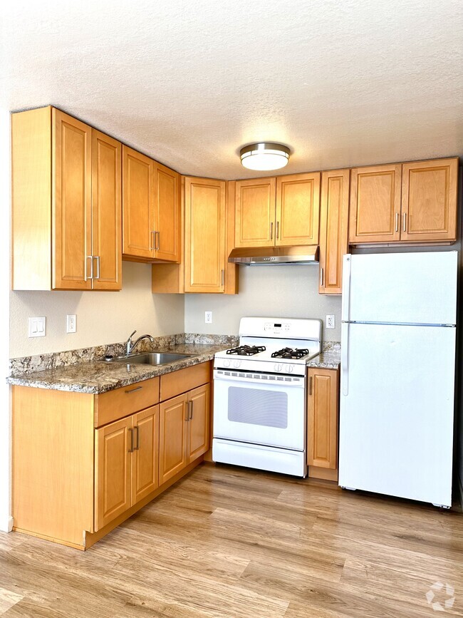 Building Photo - 314 Center St Rental