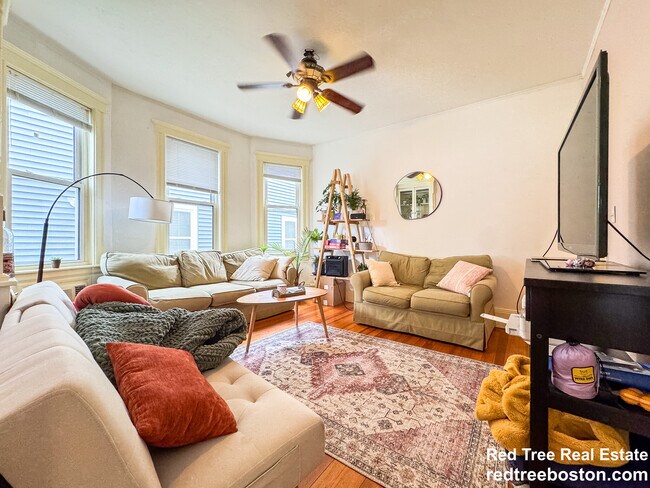 33 Shannon St Unit 1