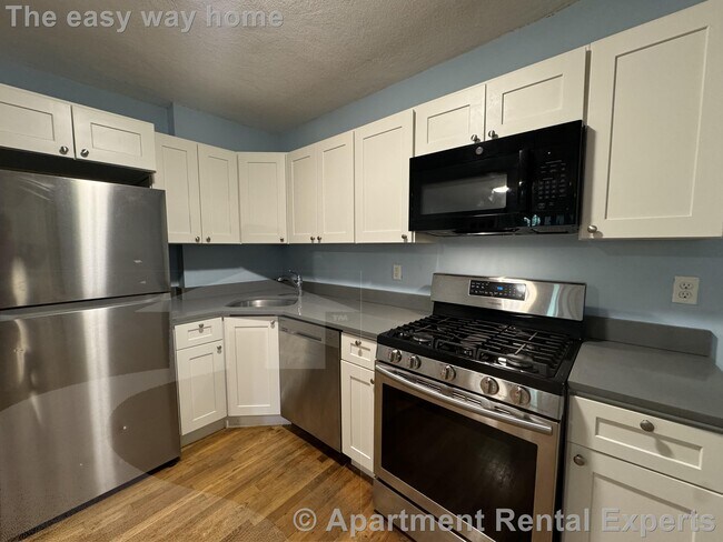 Photo - 68 Beacon St