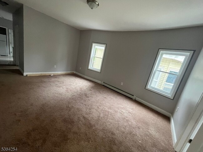 Photo - 171 Seymour Ave Unidad 2