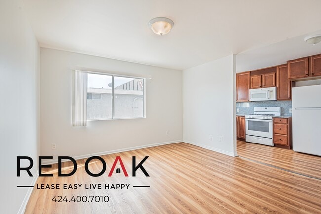 Building Photo - 6928 Agnes Ave Unit 1