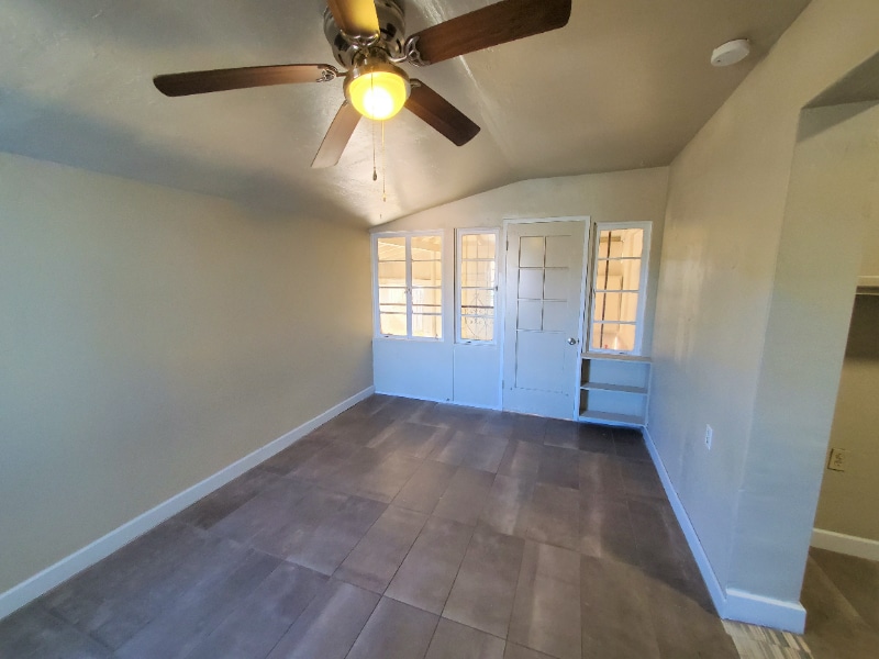 Photo - 309 W Jacinto St