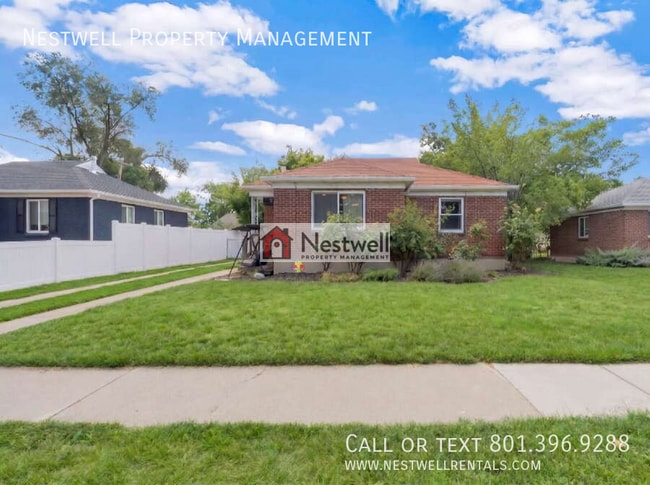 Building Photo - 951 Signora Dr
